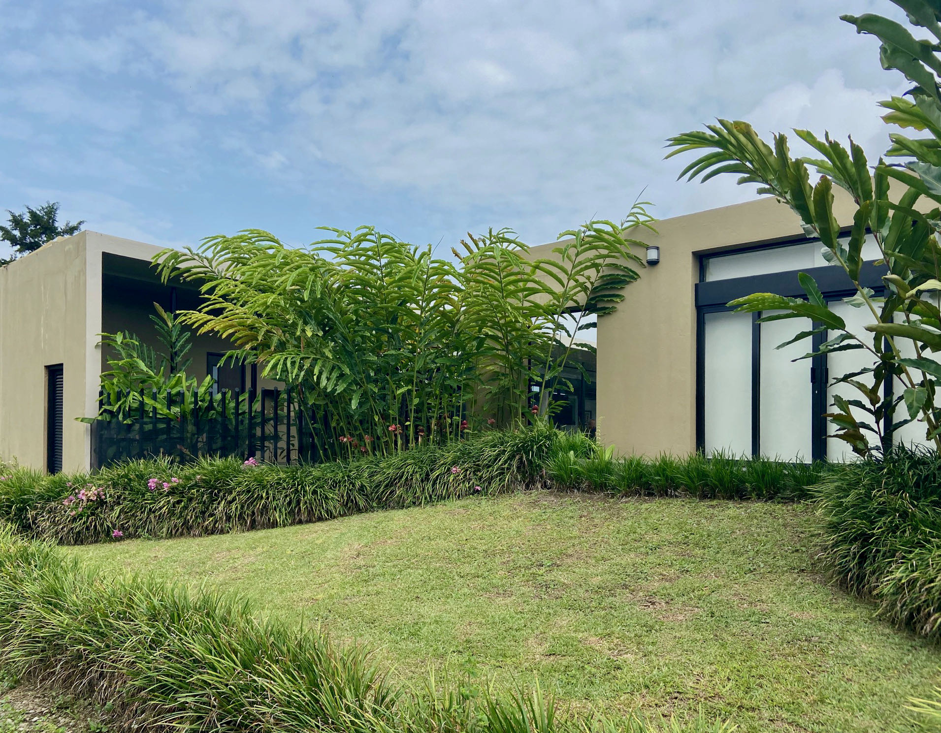 Bedroom wing towards the internal patio   Bedroom wing towards the internal patio